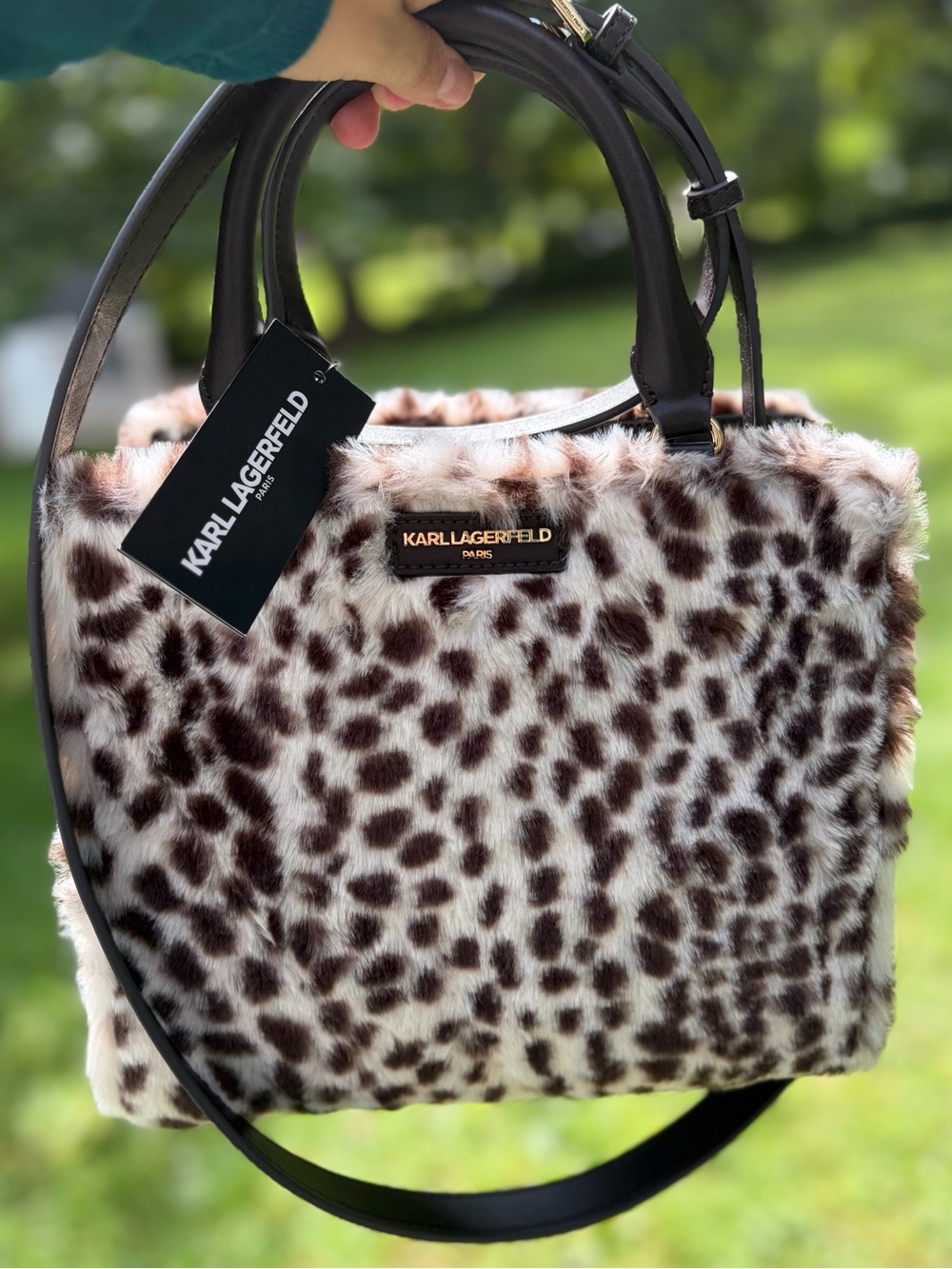 NWT Viral Karl Lagerfeld Paris Black Cream Faux Fur Medium Crossbody Tote Bag